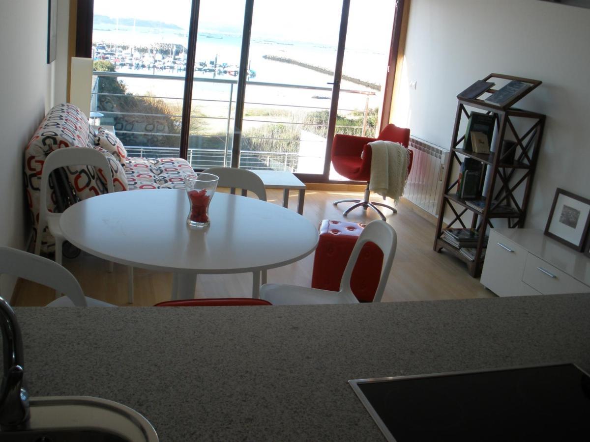 Apartamentos Puerto Basella Villanueva De Arosa Rum bild