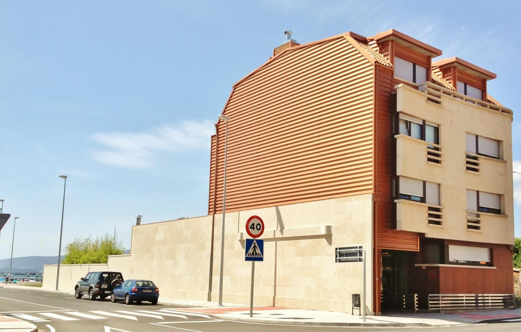 Apartamentos Puerto Basella Villanueva De Arosa Exteriör bild