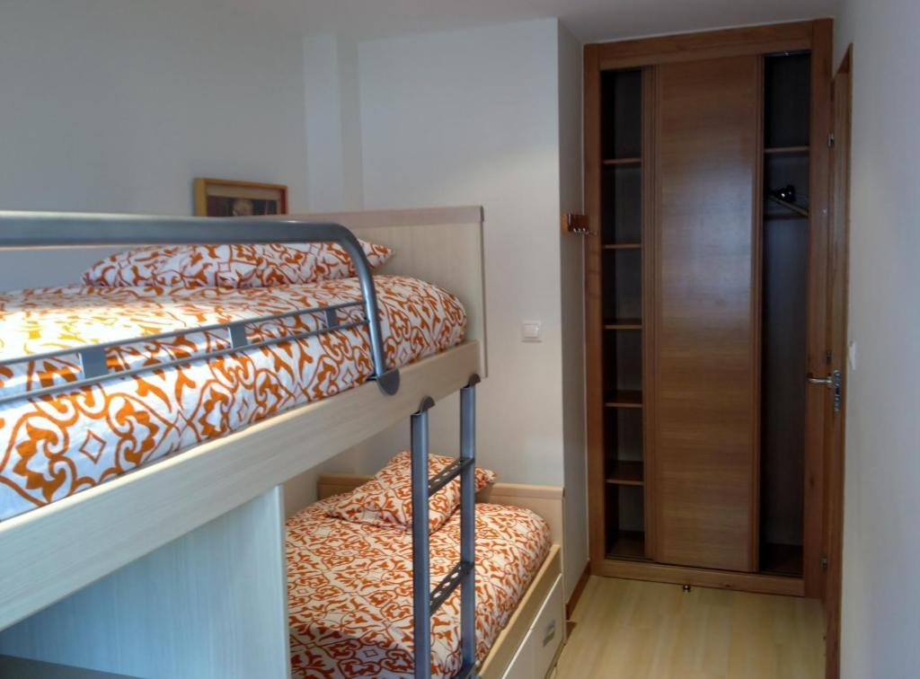 Apartamentos Puerto Basella Villanueva De Arosa Rum bild