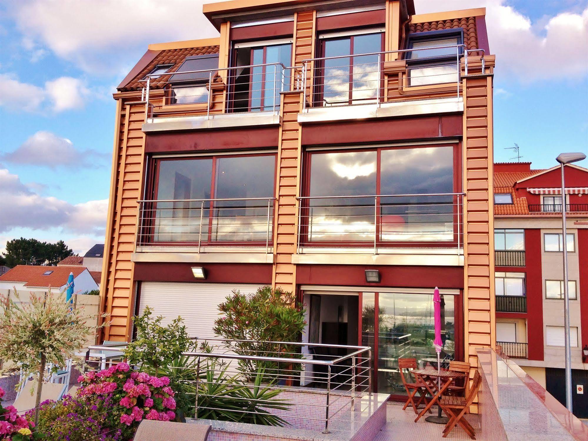 Apartamentos Puerto Basella Villanueva De Arosa Exteriör bild