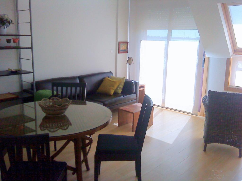 Apartamentos Puerto Basella Villanueva De Arosa Rum bild