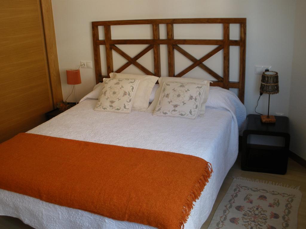 Apartamentos Puerto Basella Villanueva De Arosa Rum bild
